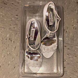 Badgley Mischka Silver and White Floral Heels